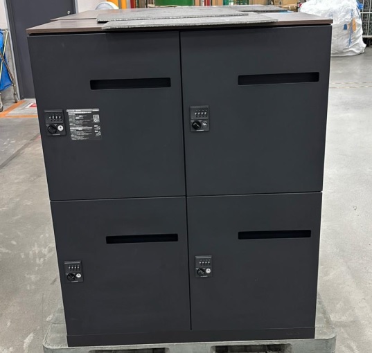 オカムラ　パーソナルロッカー　レクトライン