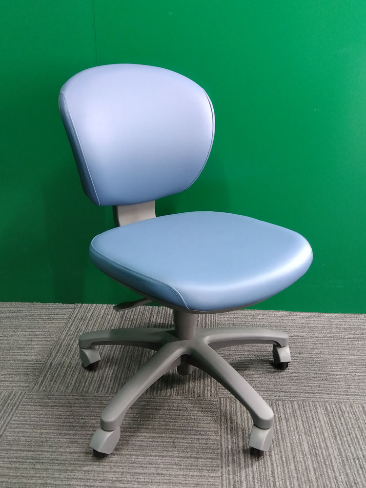 コクヨ事務チェア（レグノ2）未使用品