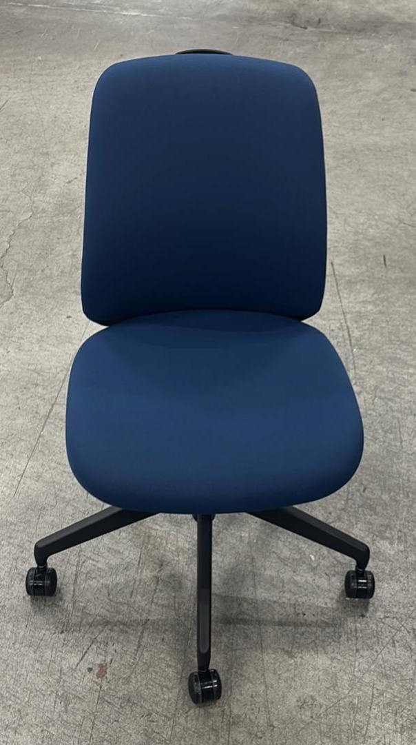 コクヨ事務チェア（エルア）