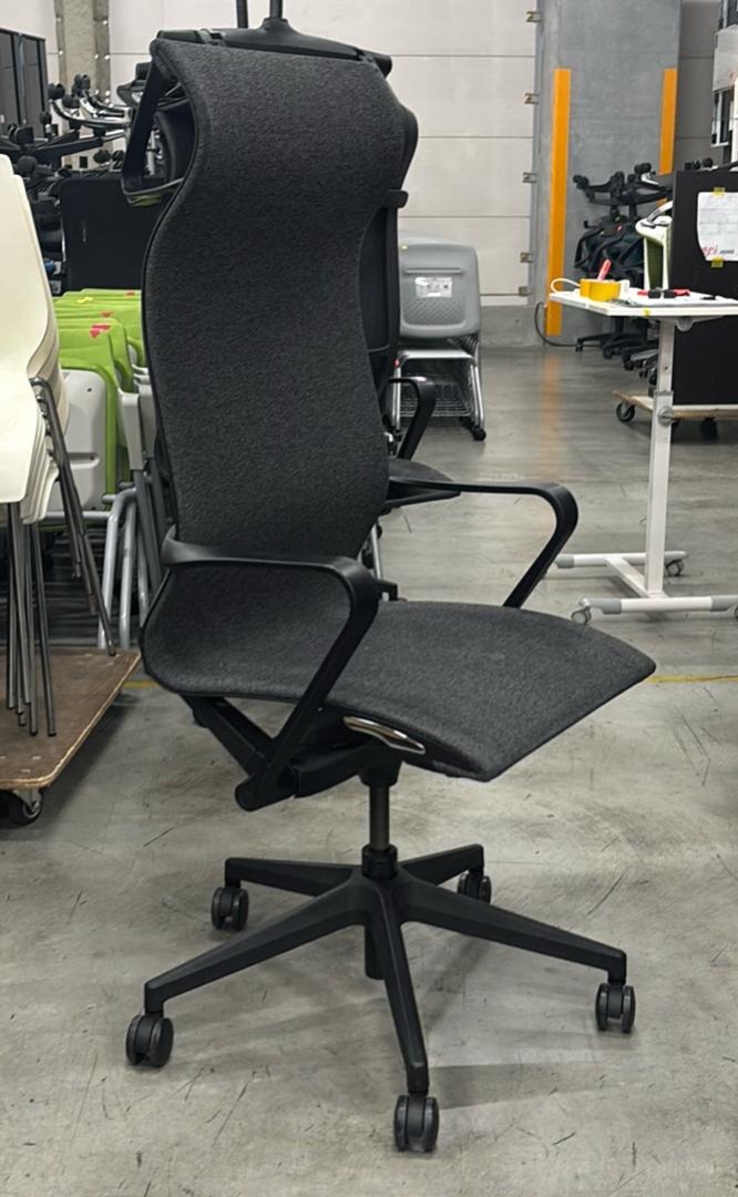 アイリスチトセ事務チェア