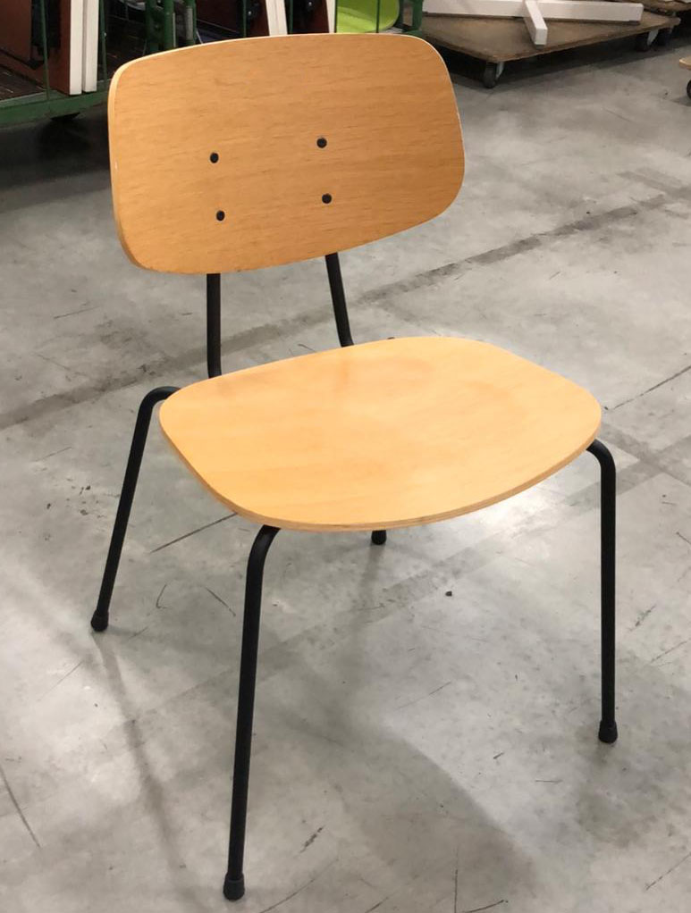 ウチダミーティングチェア