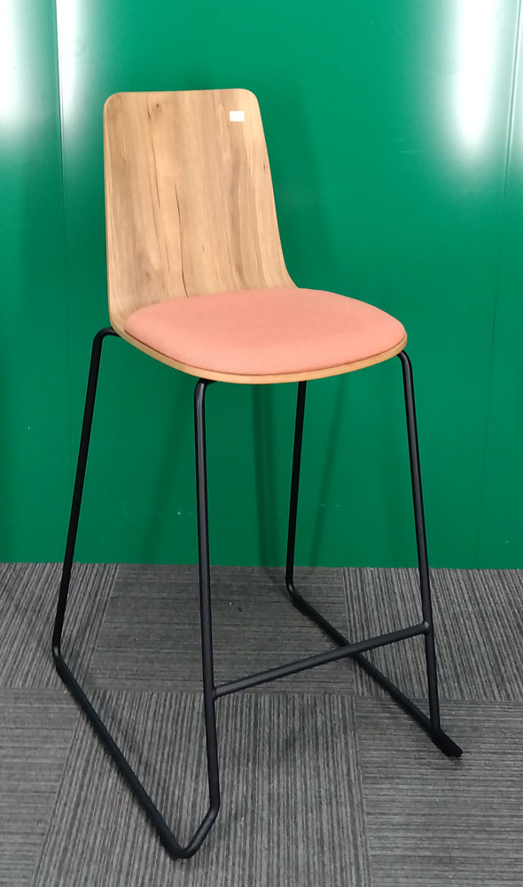 コクヨカウンターチェア