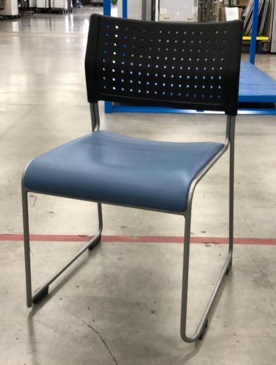 アイリスチトセ スタッキングチェア