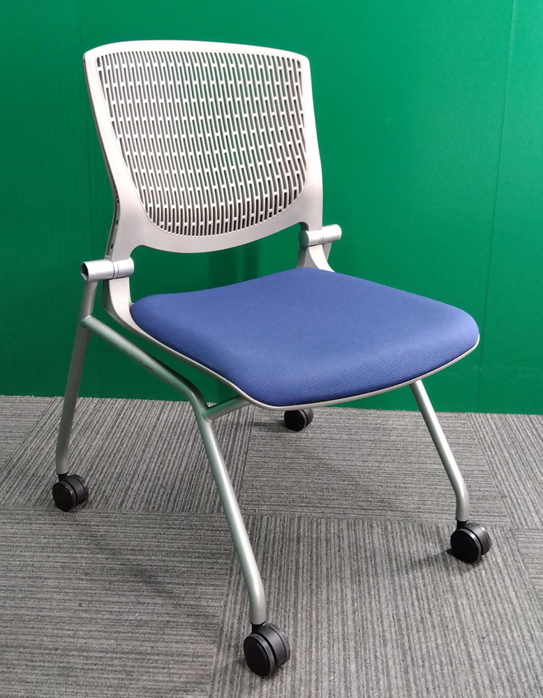 オカムラミーティングチェア（グラータ）