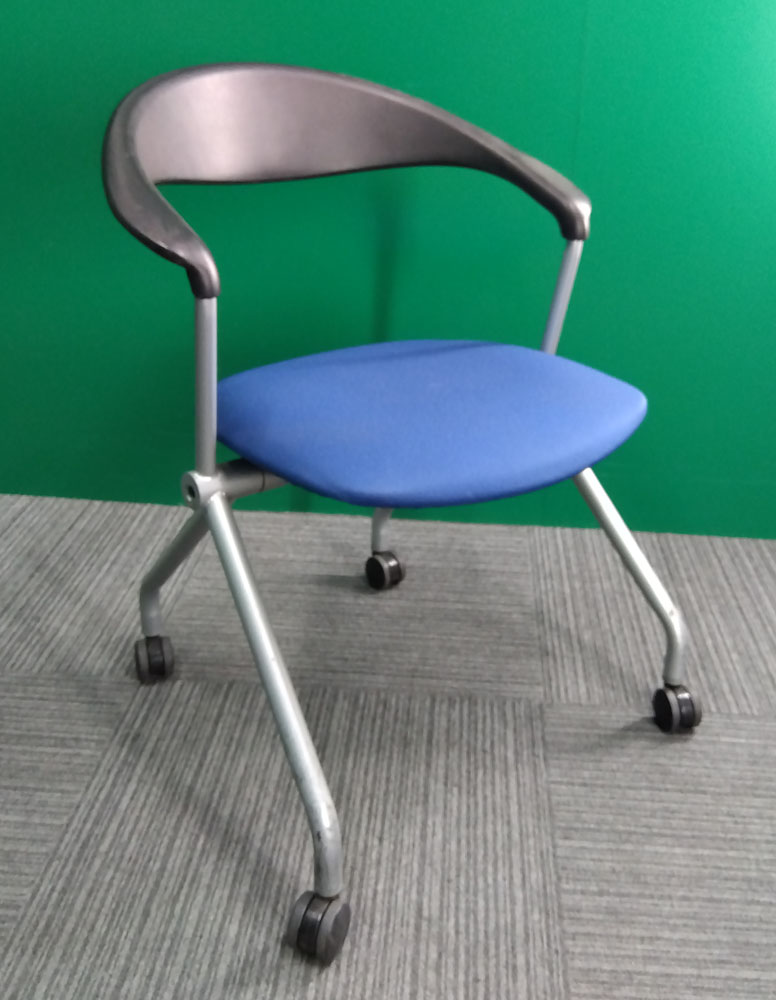 ウチダミーティングチェア（青）