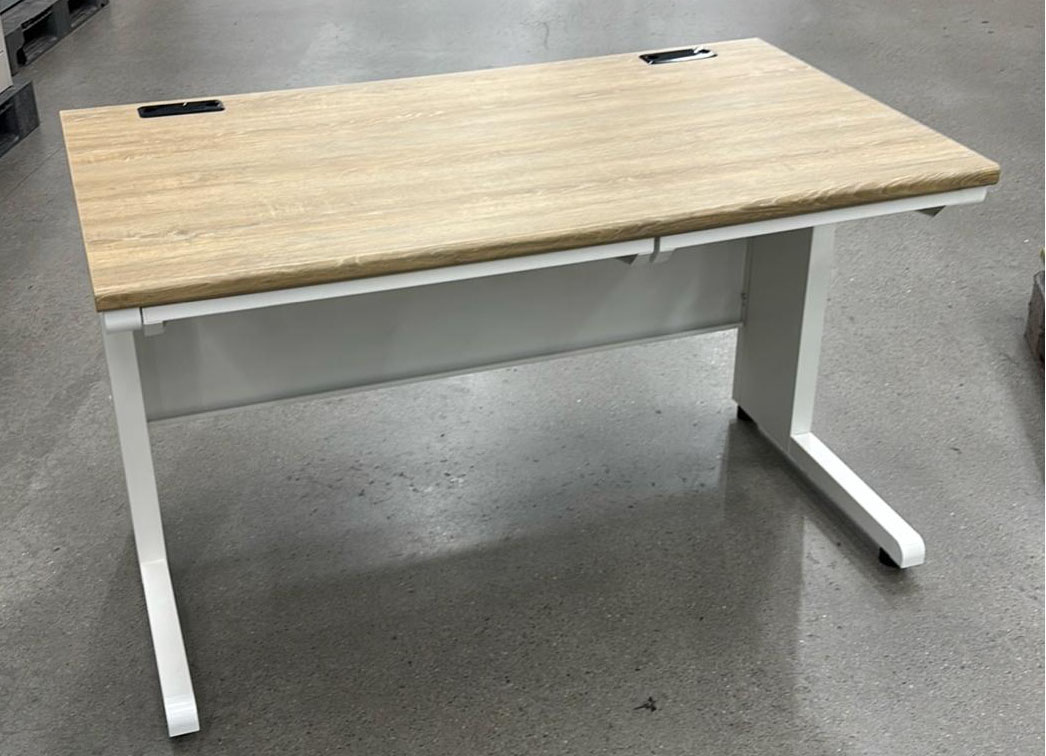 平デスク（木目）