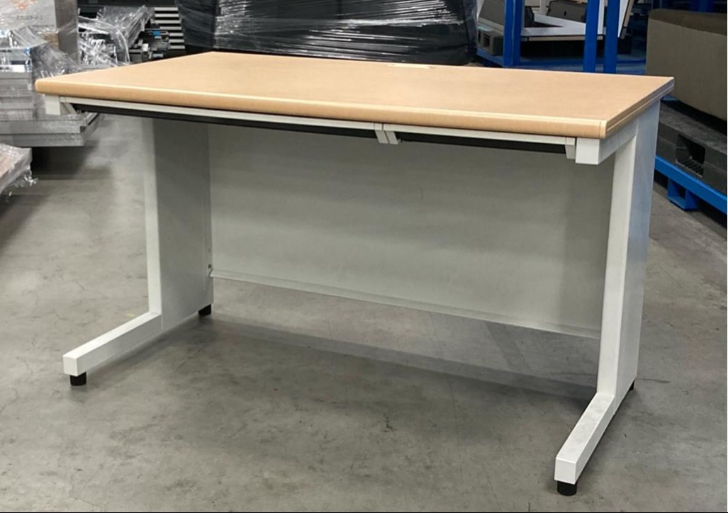 プラス平デスク（フラットライン）