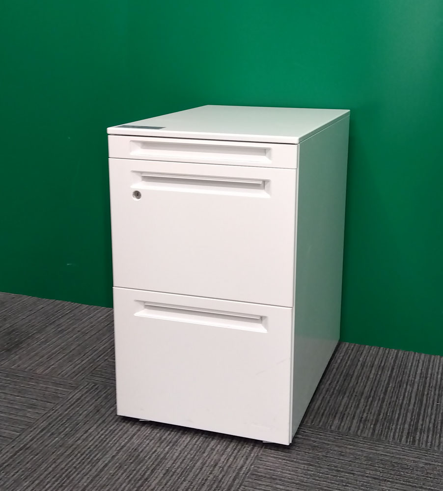 オカムラインワゴン