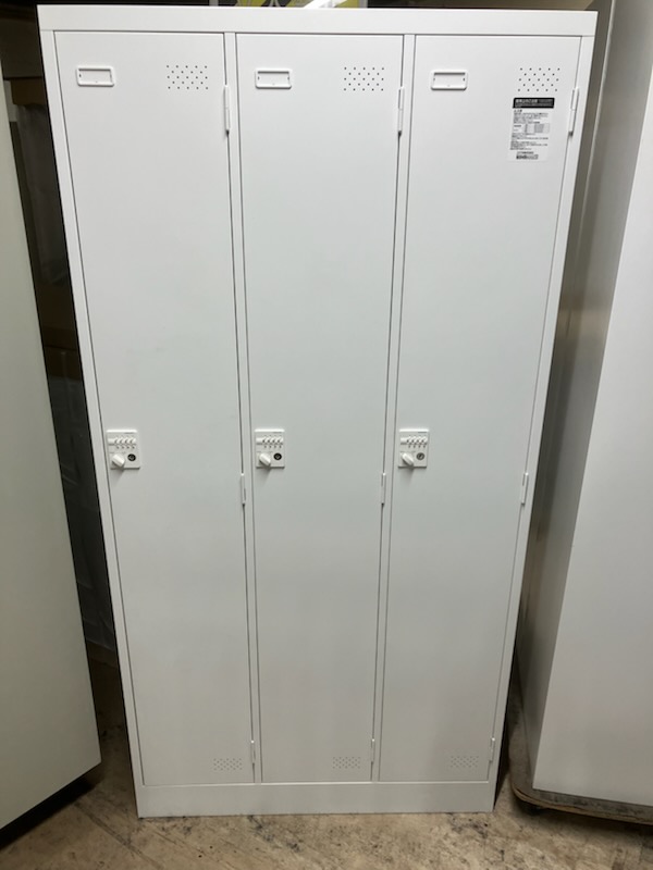 コクヨ 3人用ロッカー ダイヤル式