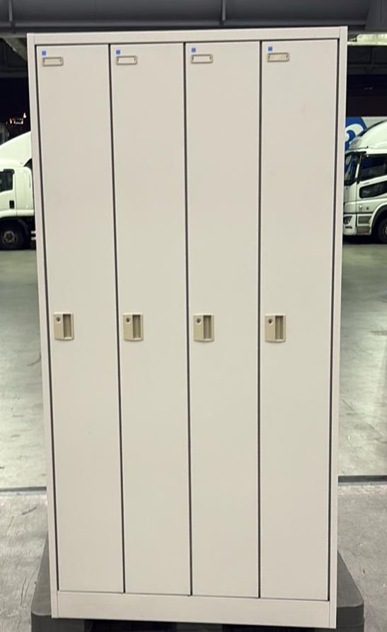 オカムラ4連ロッカー