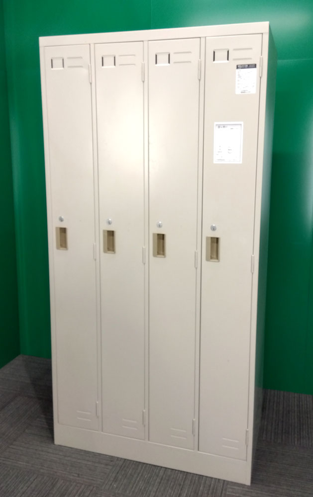 コクヨ4人用ロッカー