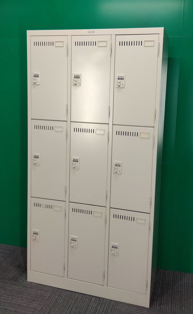 東洋9人用ロッカー（ダイヤル錠）