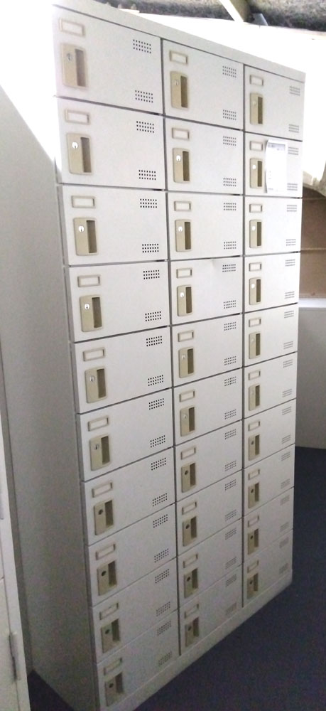 生興30人用シューズロッカー