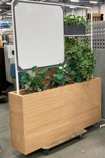 プランタースタンド　ホワイトボード付き