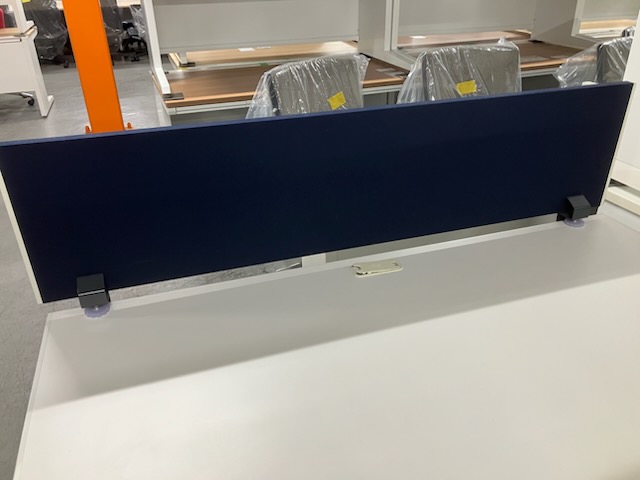プラス デスクトップパネル