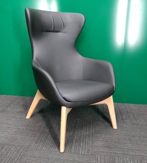 相合家具　エントランスソファ