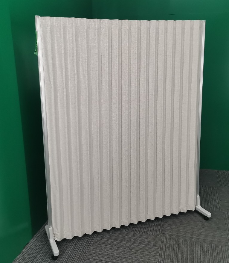 オカムラ 1615アコーディオンスクリーン