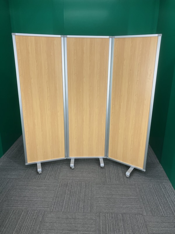 3連パーティション