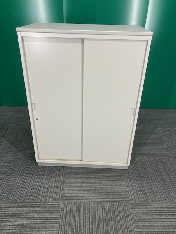 イトーキ 腰高引戸書庫