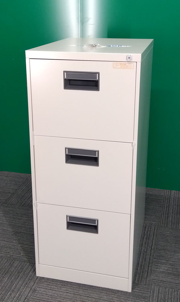 コクヨ3段キャビネット（新品B級品）