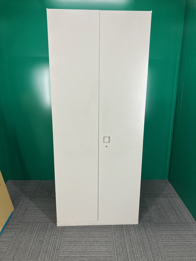 オカムラ両開き書庫（レクトライン）