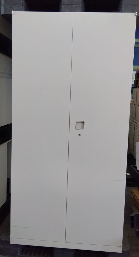 オカムラ両開き書庫（レクトライン）