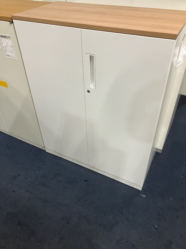 コクヨ 両開き書庫