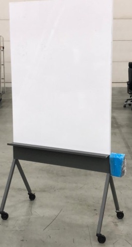 脚付ホワイトボード　Knoll